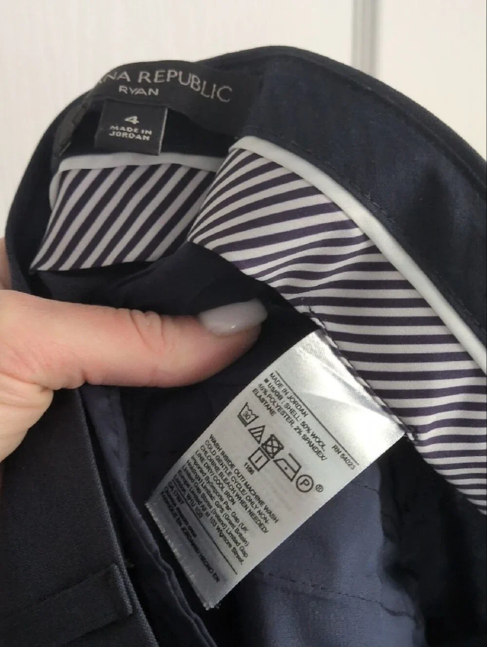 Banana Republic Women's Dark Navy Blazer (2) and Pant (4) Set (50% Wool)